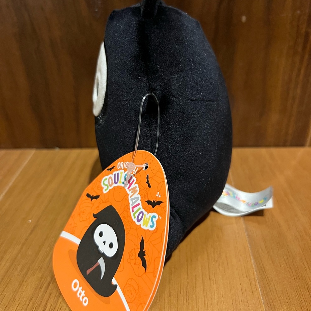 Otto Squishmallow NWT - Picture 2 of 4